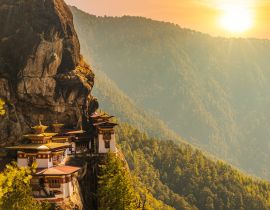 Lais Puzzle - Sonnenuntergang am Tigernest-Tempel oder Taktsang-Palphug-Kloster (Bhutan) - 40, 100, 200, 500, 1.000 & 2.000 Teile