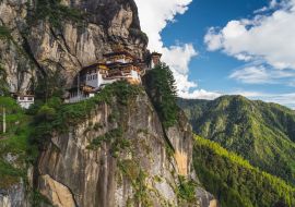 Lais Puzzle - Das Taktsang-Kloster, der schönste und heiligste Ort in Bhutan, befindet sich auf einem Felsen im Paro-Tal, Bhutan - 1.000 Teile