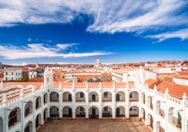 Lais Puzzle - Blick auf das Stadtbild von Sucre und San Felipe Neri in Bolivien - 1.000 Teile