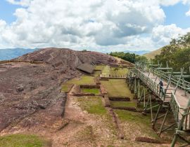 Lais Puzzle - Spuren und Überreste einer alten Zivilisation. Archäologische Stätte von El Fuerte de Samaipata, Bolivien - 40, 100, 200, 500, 1.000 & 2.000 Teile