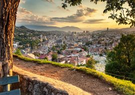 Lais Puzzle - Blick auf den Sonnenuntergang in Sarajevo, Bosnien - 1.000 Teile