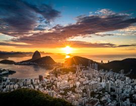 Lais Puzzle - Wunderschöner, farbenfroher Sonnenaufgang in Rio de Janeiro, vom Aussichtspunkt Dona Marta aus gesehen - 40, 100, 200, 500, 1.000 & 2.000 Teile