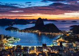 Lais Puzzle - Rio de Janeiro kurz vor Sonnenaufgang mit den Lichtern der Stadt und dem Zuckerhut am Horizont - 1.000 Teile