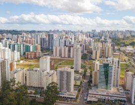 Lais Puzzle - Luftaufnahme der Stadt des sauberen Wassers (Águas Claras) in Brasilia, Brasilien - 40, 100, 200, 500, 1.000 & 2.000 Teile