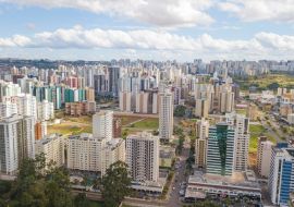 Lais Puzzle - Luftaufnahme der Stadt des sauberen Wassers (Águas Claras) in Brasilia, Brasilien - 1.000 Teile