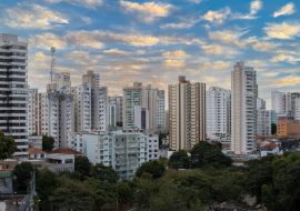 Lais Puzzle - Ansicht von Wohngebäuden in der Stadt Salvador, Bahia, Brasilien - 1.000 Teile