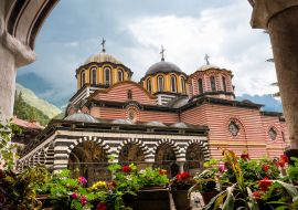 Lais Puzzle - Das Rila-Kloster, eines der wichtigsten touristischen Ziele und UNESCO-Stätte in Bulgarien - 1.000 Teile