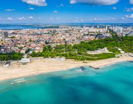 Lais Puzzle - Luftaufnahme des Hauptstrandes der bulgarischen Stadt Bourgas - 40, 100, 200, 500, 1.000 & 2.000 Teile