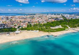 Lais Puzzle - Luftaufnahme des Hauptstrandes der bulgarischen Stadt Bourgas - 1.000 Teile