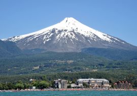 Lais Puzzle - Blick auf Pucon vom Villarica-See aus, Chile - 1.000 Teile