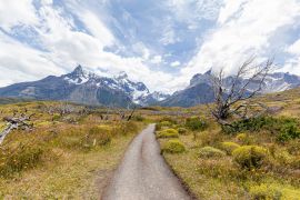 Lais Puzzle - Landschaft der "Los Cuernos" (die Hörner) - Torres del Paine National Park - 2.000 Teile