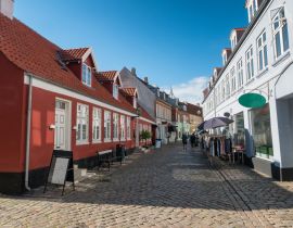 Lais Puzzle - Alte Straßen und Fachwerkhäuser in Ebeltoft, Dänemark - 40, 100, 200, 500, 1.000 & 2.000 Teile
