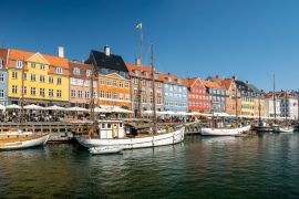 Lais Puzzle - Bunte Fassaden entlang des Nyhavn, Kopenhagen - 2.000 Teile