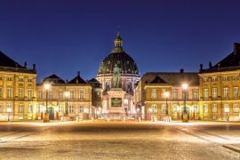 Lais Puzzle - Schloss Amalienborg in Kopenhagen, Dänemark bei Nacht - 2.000 Teile