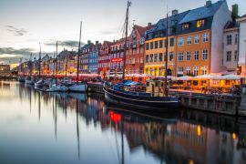 Lais Puzzle - Kopenhagen Stadt und Kanal Nyhavn in Dänemark - 2.000 Teile