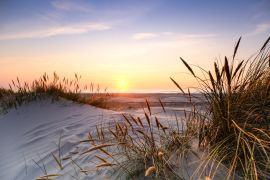 Lais Puzzle - Wunderschöner Sonnenuntergang an der Küste von Nordjütland, Dänemark, Europa - 2.000 Teile