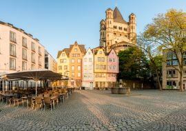 Lais Puzzle - Traditionelle bunte Häuser in Köln, Deutschland - 1.000 Teile