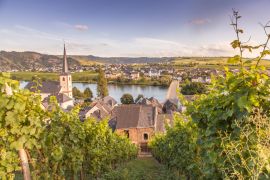 Lais Puzzle - Blick auf Mosel und Weinberge in Deutschland Piesport - 2.000 Teile