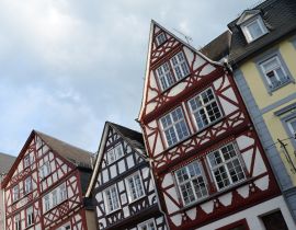 Lais Puzzle - Fachwerkhaus in Hachenburg, Westerwald - 40, 100, 200, 500, 1.000 & 2.000 Teile