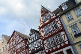 Lais Puzzle - Fachwerkhaus in Hachenburg, Westerwald - 2.000 Teile