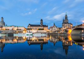 Lais Puzzle - Dresden bei Nacht, Deutschland während der blauen Stunde der Dämmerung - 1.000 Teile