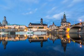 Lais Puzzle - Dresden bei Nacht, Deutschland während der blauen Stunde der Dämmerung - 2.000 Teile