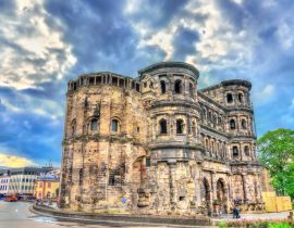Lais Puzzle - Die Porta Nigra, ein großes römisches Stadttor in Trier, Deutschland - 40, 100, 200, 500, 1.000 & 2.000 Teile