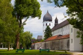 Lais Puzzle - Klosterkirche auf der Fraueninsel, Chiemsee, Bayern - 2.000 Teile