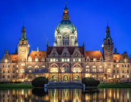 Lais Puzzle - Neues Rathaus von Hannover zur blauen Stunde - 40, 100, 200, 500, 1.000 & 2.000 Teile