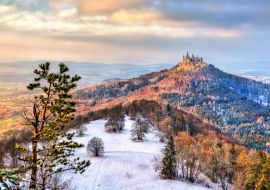Lais Puzzle - Winteransicht der Burg Hohenzollern, Deutschland - 1.000 Teile