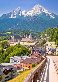 Lais Puzzle - Stadt Berchtesgaden und Blick auf die Alpenlandschaft - 1.000 Teile