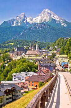 Lais Puzzle - Stadt Berchtesgaden und Blick auf die Alpenlandschaft - 2.000 Teile