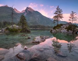 Lais Puzzle - Beschauliche Landschaft mit Berg, See und Sonnenuntergang am Sommerabend im Nationalpark Berchtesgaden, Deutschland - 40, 100, 200, 500, 1.000 & 2.000 Teile