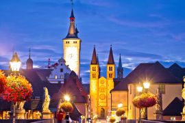 Lais Puzzle - Alte Mainbrücke über den Main und malerische Türme in der Altstadt von Würzburg - 2.000 Teile