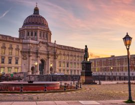 Lais Puzzle - Das rekonstruierte Stadtschloss in Berlin vor Sonnenaufgang - 40, 100, 200, 500, 1.000 & 2.000 Teile