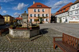 Lais Puzzle - Altstadt von Hofheim in Unterfranken, Landkreis Haßfurt, Naturpark Haßberge, Unterfranken, Franken, Bayern - 2.000 Teile