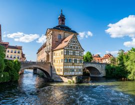Lais Puzzle - Altes Rathaus von Bamberg über der Regnitz - 40, 100, 200, 500, 1.000 & 2.000 Teile