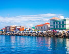 Lais Puzzle - Buntes Hafenviertel auf Dominica - 40, 100, 200, 500, 1.000 & 2.000 Teile