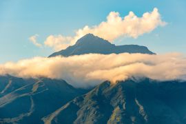 Lais Puzzle - Der hoch gelegene Andengipfel des Vulkans Cotacachi bei Sonnenuntergang in der Nähe von Otavalo und nördlich von Quito, Ecuador - 2.000 Teile
