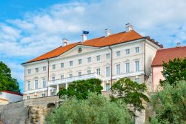 Lais Puzzle - Estnisches Regierungsgebäude. Tallinn, Estland - 2.000 Teile