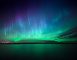 Lais Puzzle - Nordlichter über einem See in Finnland - 40, 100, 200, 500, 1.000 & 2.000 Teile