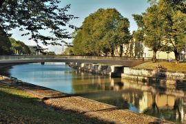 Lais Puzzle - Brücke über den Fluss Aura in der Stadt Turku, Finnland - 2.000 Teile
