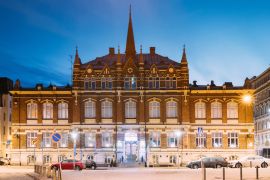 Lais Puzzle - Helsinki, Finnland. Finnisches Designmuseum oder Designmuseo-Gebäude - 2.000 Teile