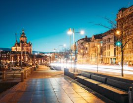 Lais Puzzle - Helsinki, Finnland. Pohjoisranta Straße und Blick auf Uspenski Kathedrale in Abend Nacht Beleuchtungen - 40, 100, 200, 500, 1.000 & 2.000 Teile