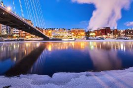 Lais Puzzle - Tampere Tammerkoski Stromschnellen blaue Stunde und Laukonsilta-Brücke - 2.000 Teile