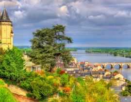 Lais Puzzle - Panorama von Saumur an der Loire in Frankreich - 40, 100, 200, 500, 1.000 & 2.000 Teile