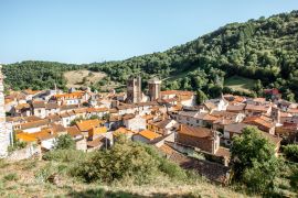 Lais Puzzle - Blick auf das Dorf Blesle bei Sonnenuntergang in der Region Auvergne, Frankreich - 2.000 Teile