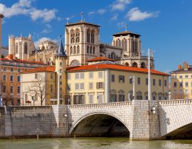 Lais Puzzle - Lyon. Die Uferpromenade der Stadt - 40, 100, 200, 500, 1.000 & 2.000 Teile