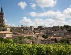 Lais Puzzle - Schöner Blick auf das Stadtbild von Saint Emilion in der Region Bordeaux - 40, 100, 200, 500, 1.000 & 2.000 Teile