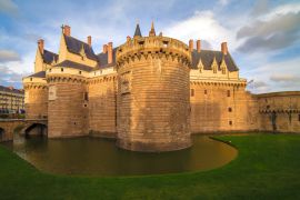 Lais Puzzle - Château des Ducs de Bretagne, Nantes, Bretagne - 2.000 Teile